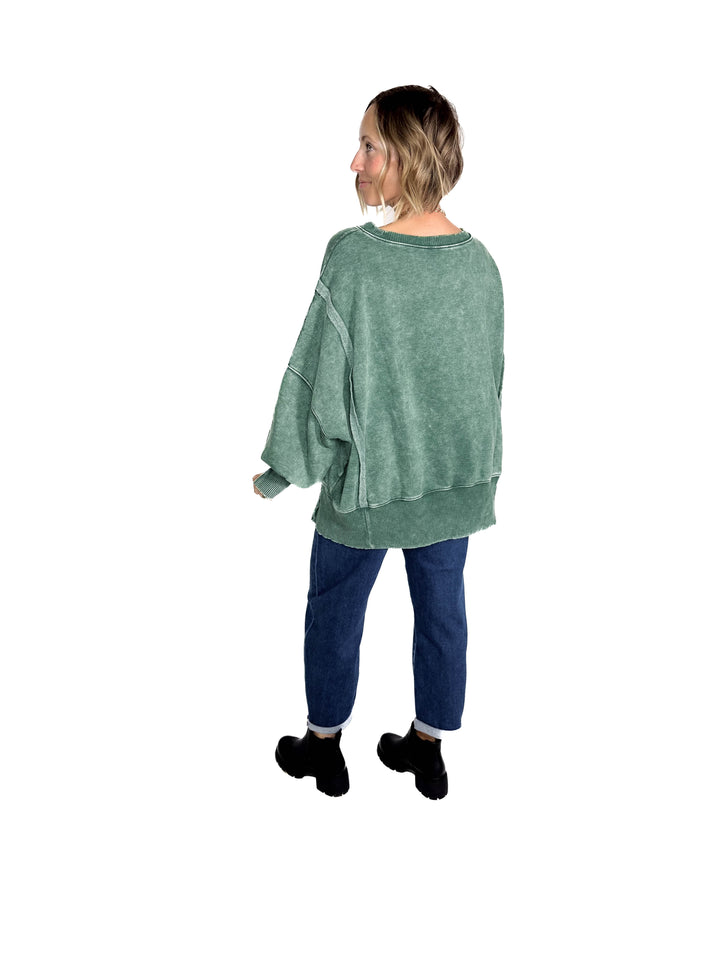 Mellow Acid Wash Fleece Sweatshirt- DARK GREEN