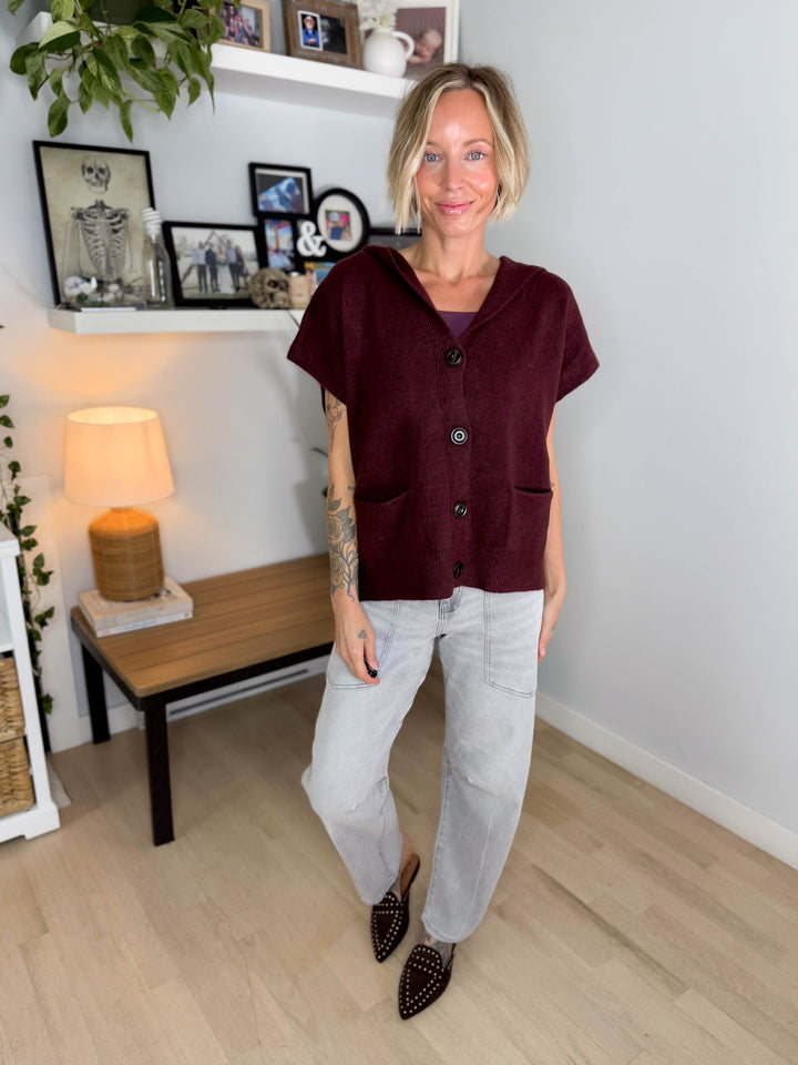Oura Short Sleeve Button Down Hoodie Cardigan- BURGUNDY
