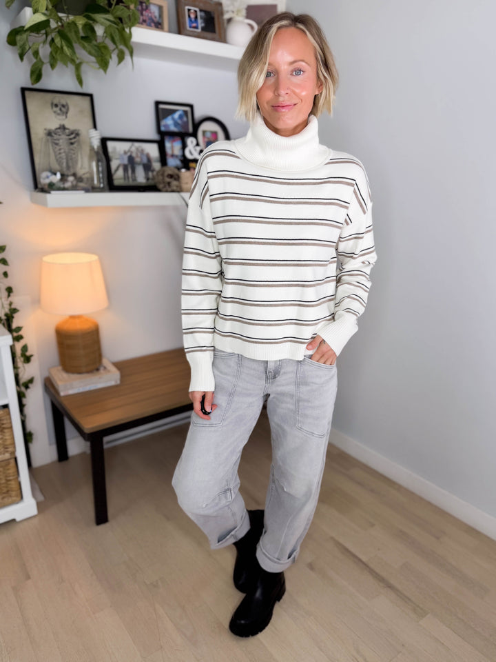 Novaree Turtleneck Sweater- IVORY