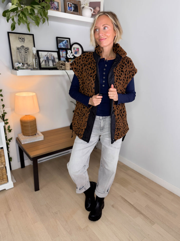 Fierce Fleece Vest- BROWN & BLACK LEOPARD