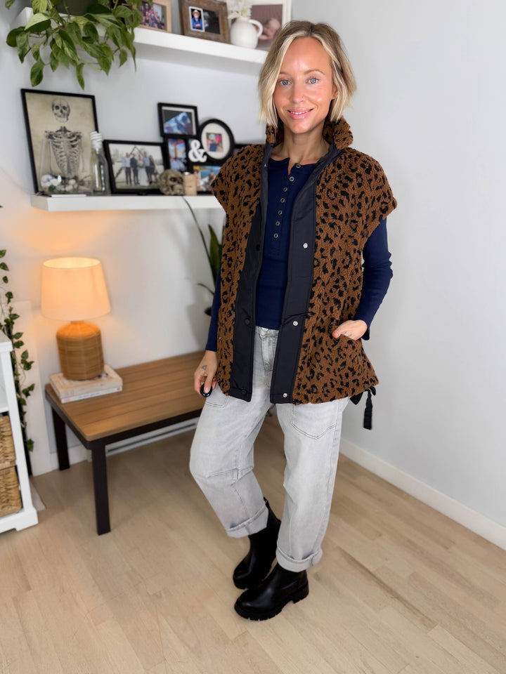 Fierce Fleece Vest- BROWN & BLACK LEOPARD