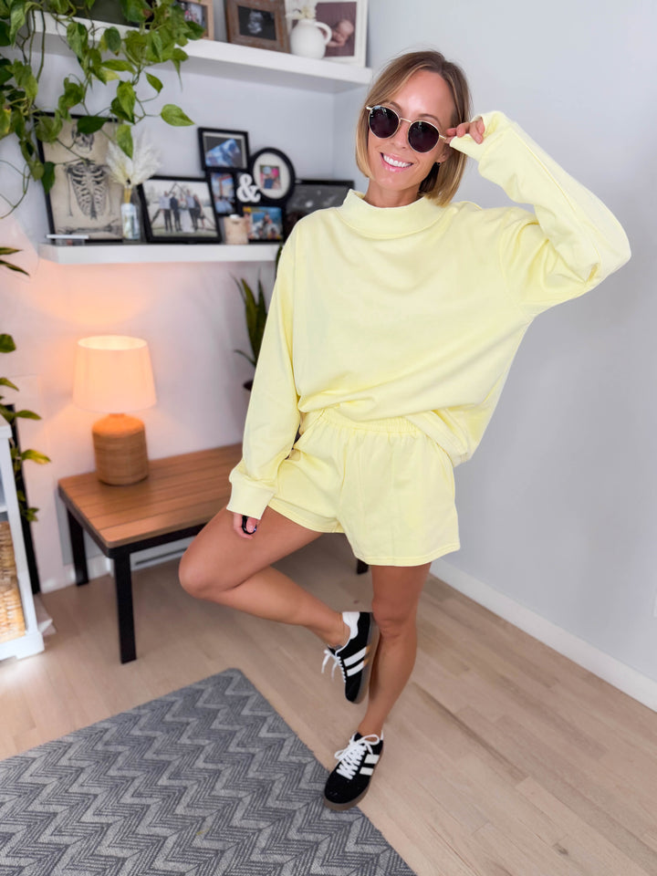Lenny Mock Neck Pullover- LEMON
