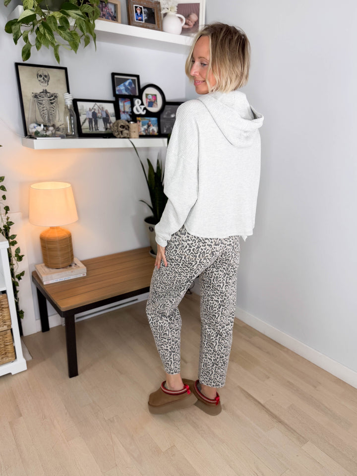 Adelaine Waffle Knit Hooded Pullover- HEATHER GREY