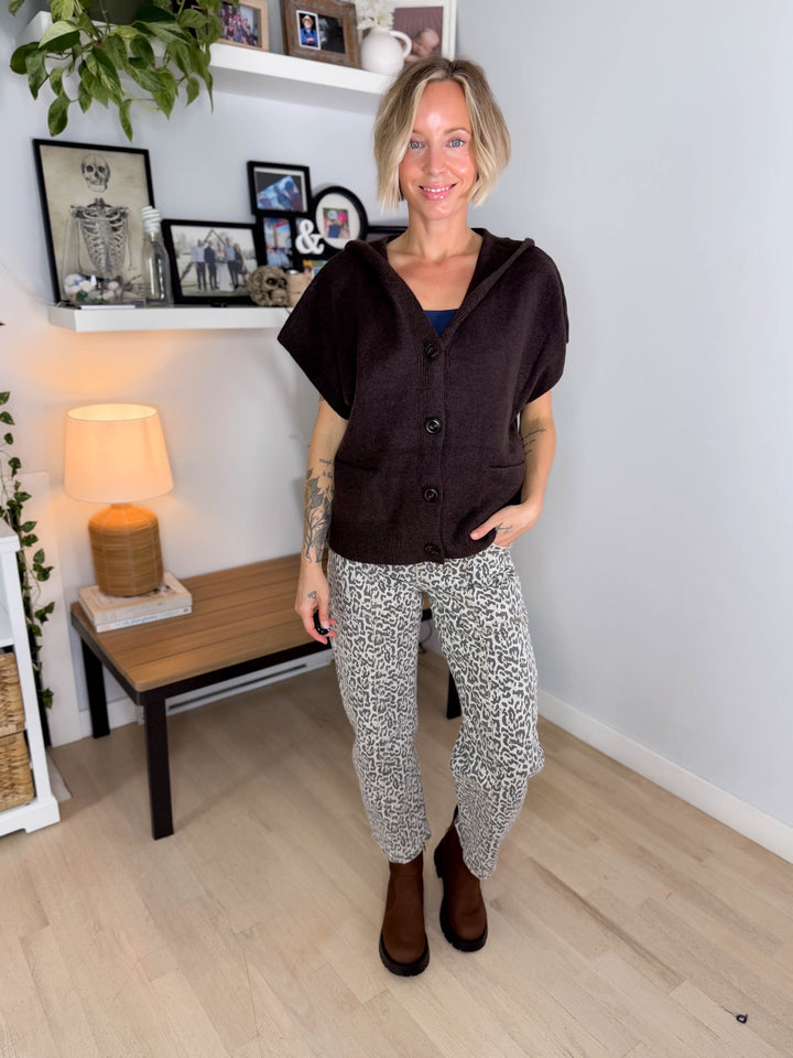 Oura Short Sleeve Button Down Hoodie Cardigan- CHOCOLATE