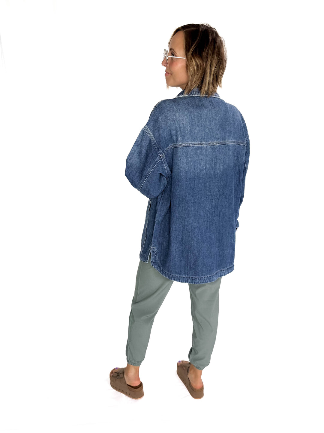 HIDDEN JEANS  Dakota Shacket- MEDIUM WASH-FINAL SALE