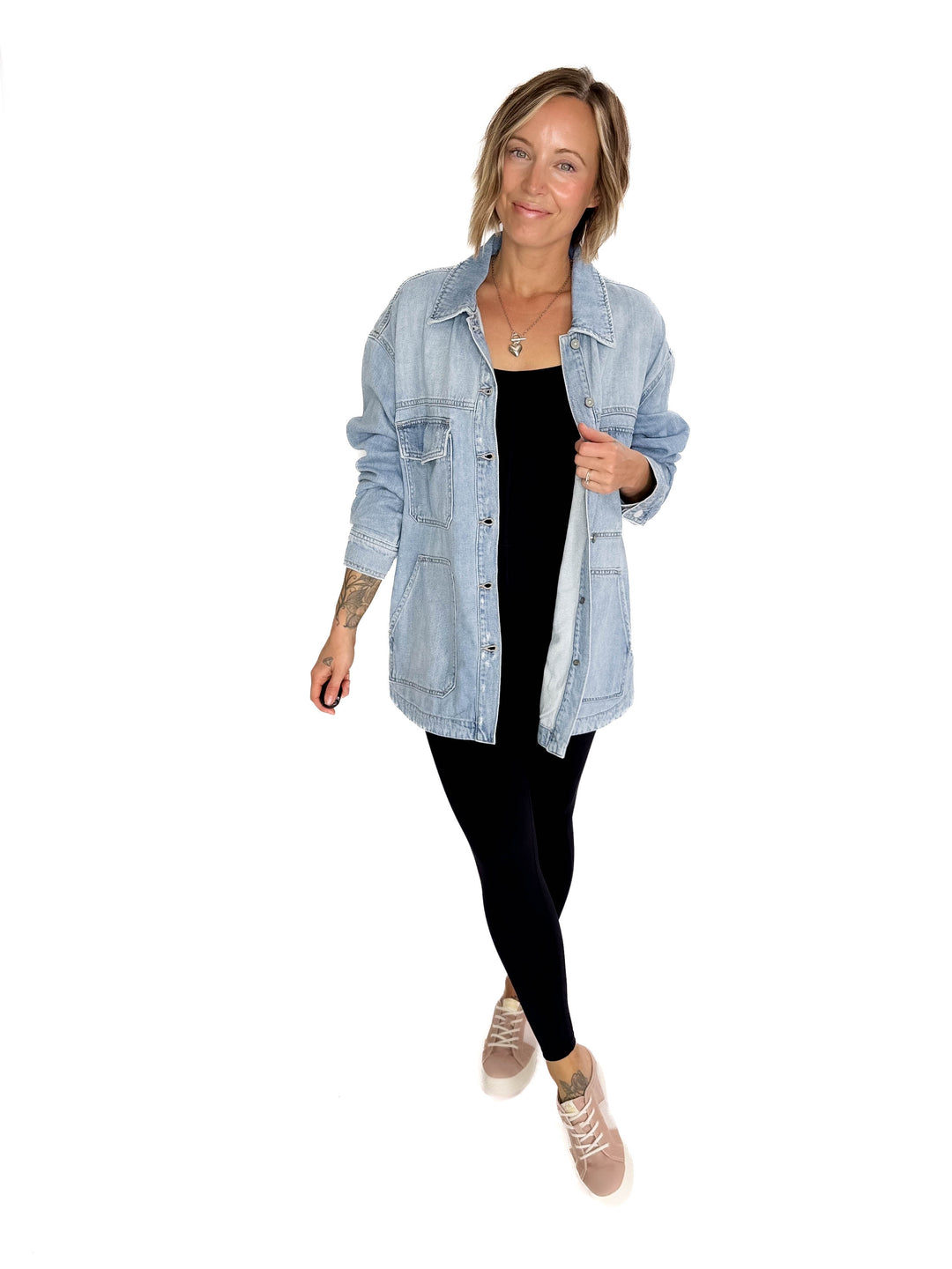 HIDDEN JEANS  Dakota Shacket- LIGHT WASH-FINAL SALE
