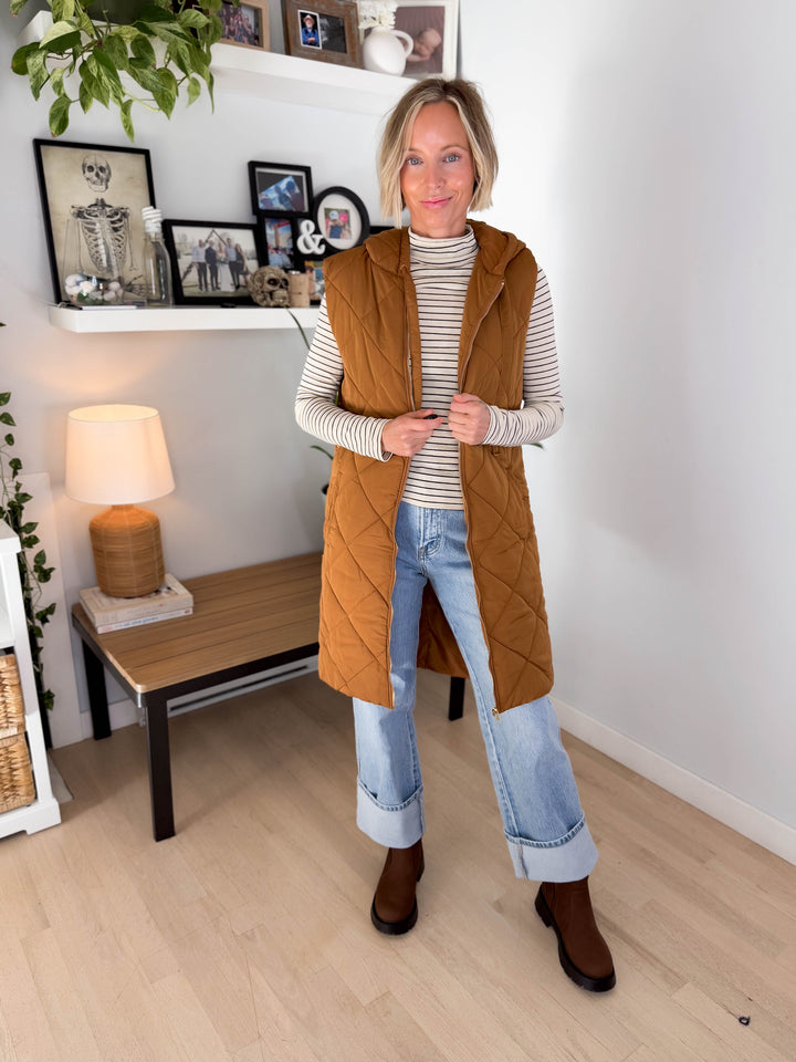 Gloria Quilted Long Puffer Hooded Vest- SPICY LATTE