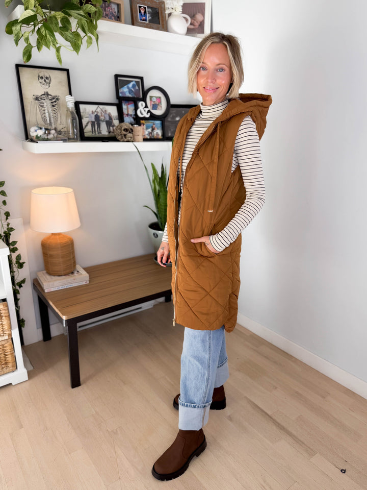 Gloria Quilted Long Puffer Hooded Vest- SPICY LATTE