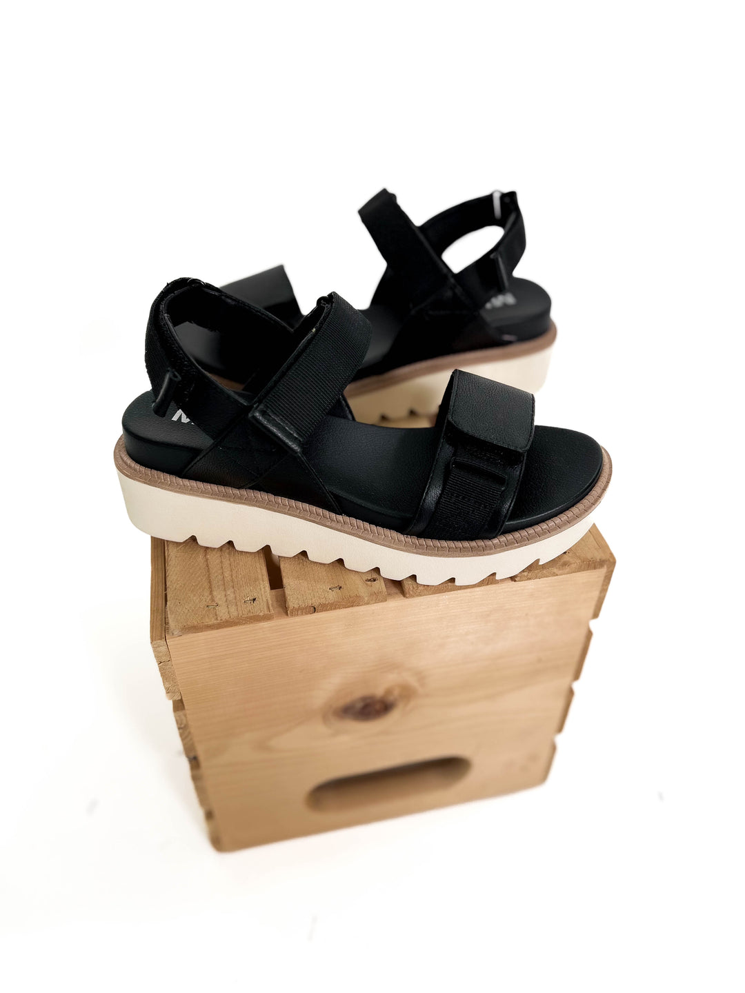 MIA Georgia Sandal- BLACK-FINAL SALE