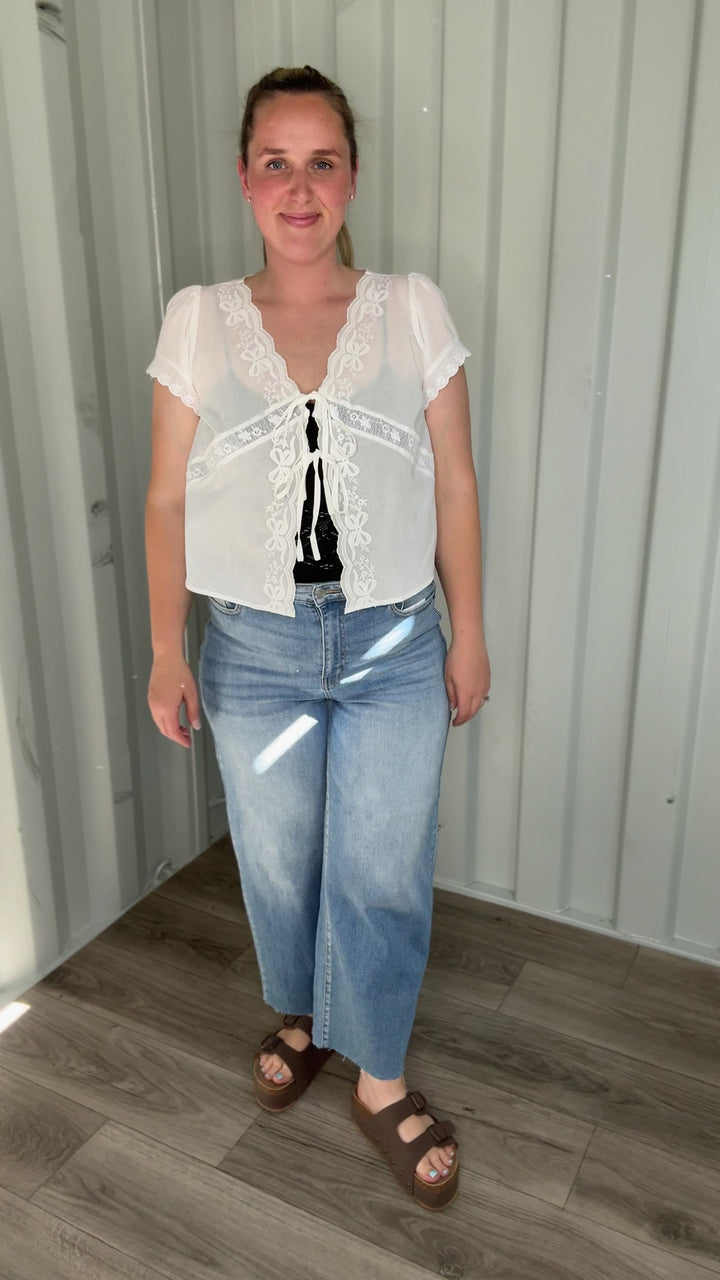 Hayzel Scalloped Front Tie Top- WHITE