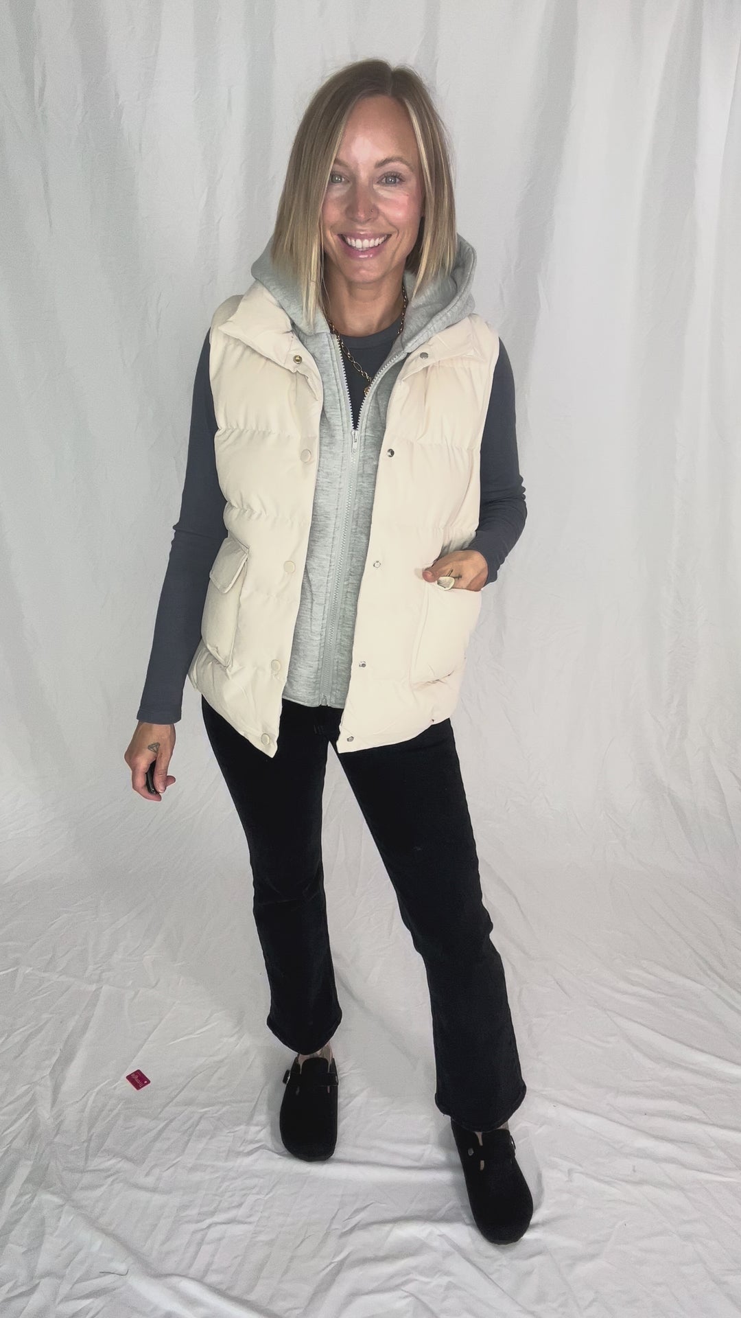 Bradlee Hoodie Vest- BEIGE