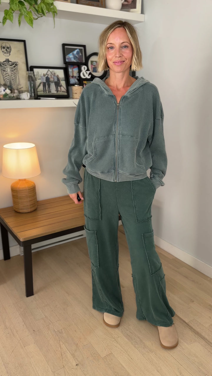 Holt Washed Wide Leg Sweat Pant- DARK GREEN
