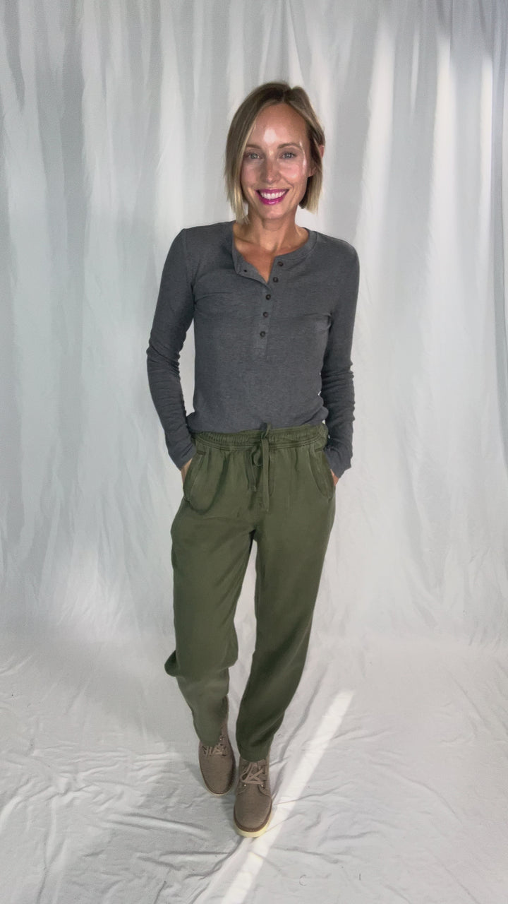 Verta Tencel Blend Tapered Pants- OLIVE