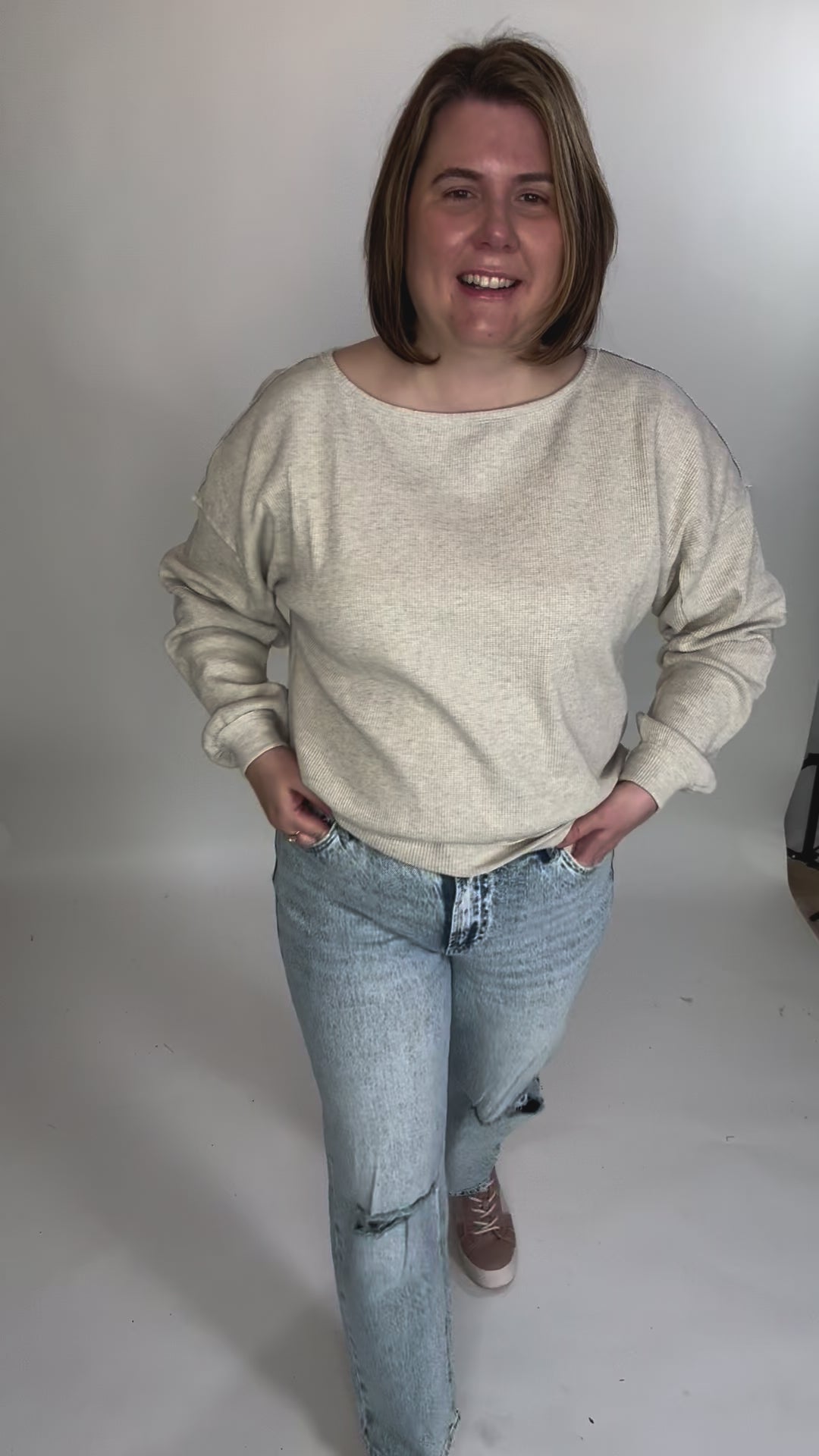 MICA Carissa High Rise Mom Jean- ACID LIGHT WASH-FINAL SALE *30+31*