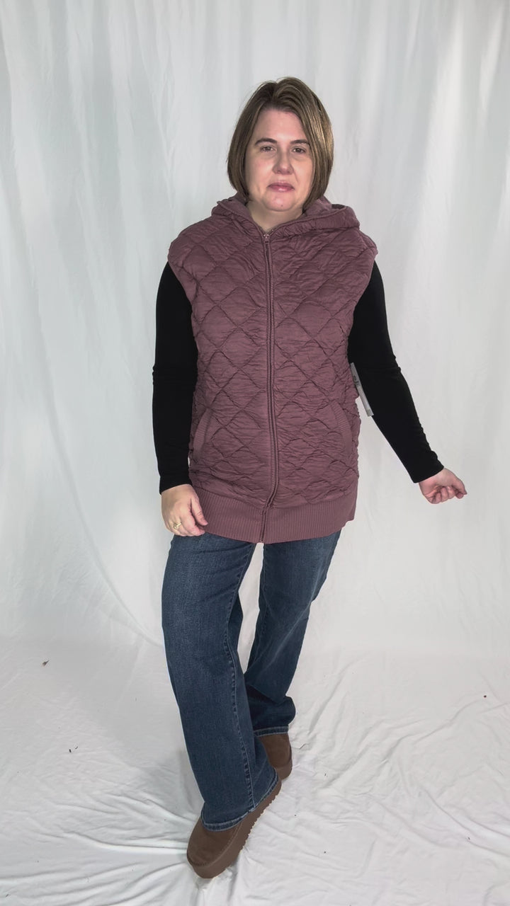 Mono B Celeste Quilted Hoodie Vest- ROSE TAUPE