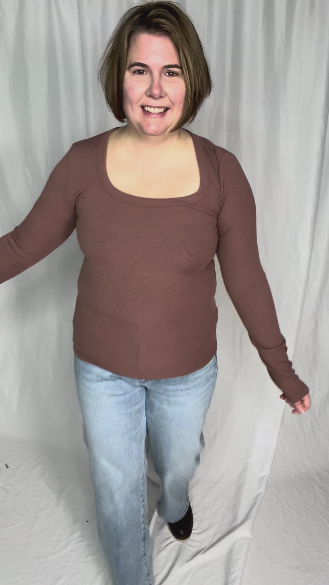 Beth Ribbed Scoop Neck Style- RED BEAN