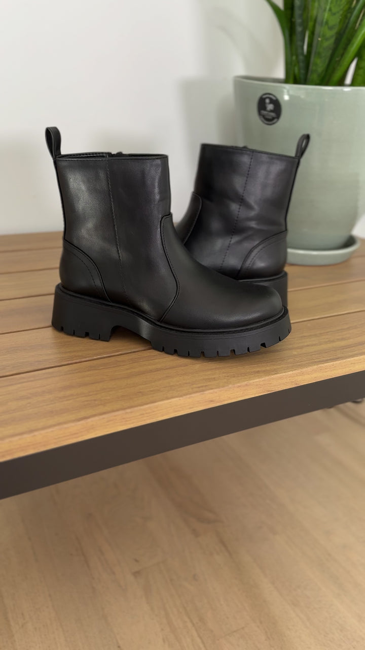 Irwin Boot- BLACK