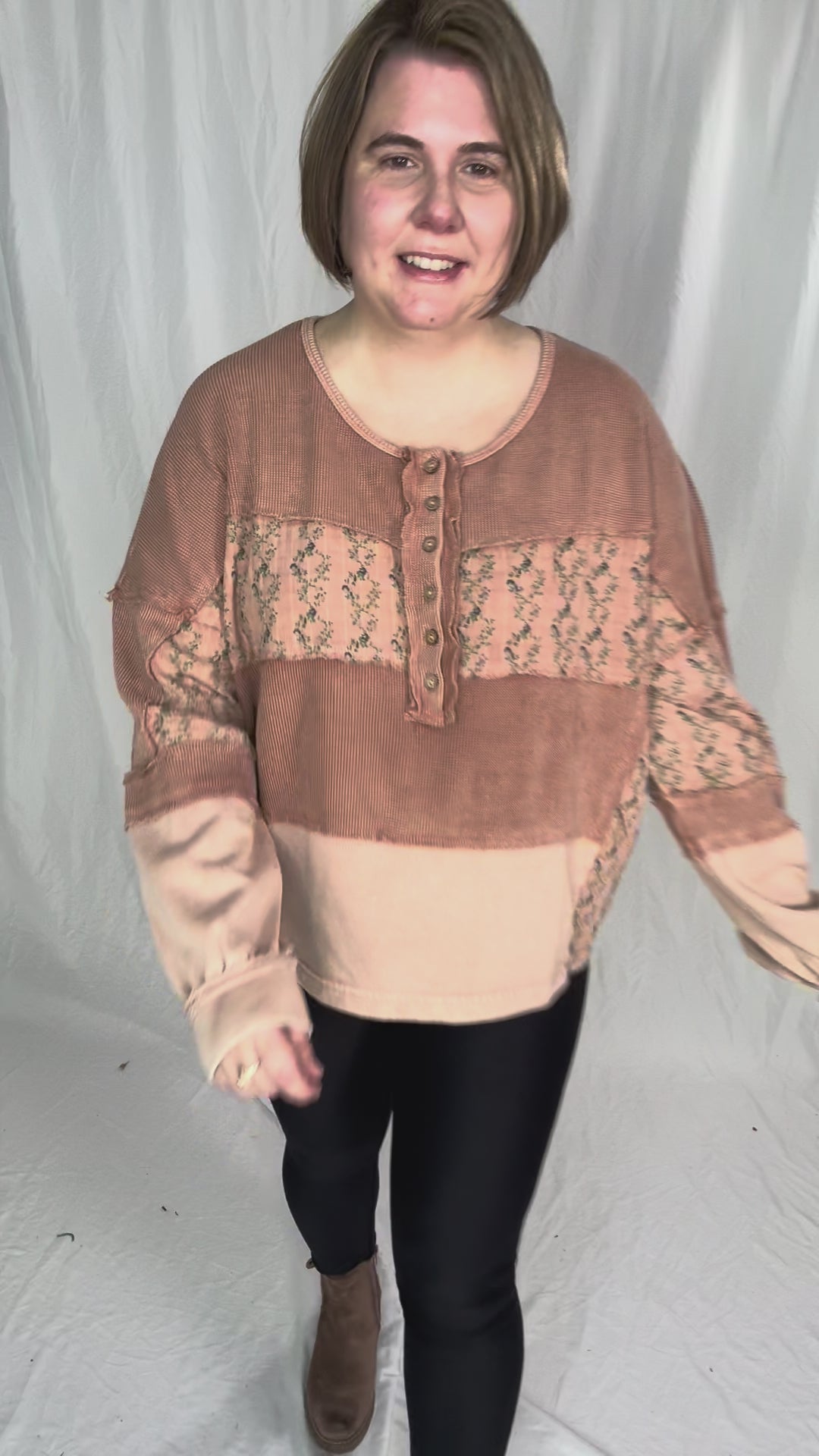 Leonie Thermal Henley- CAMEL