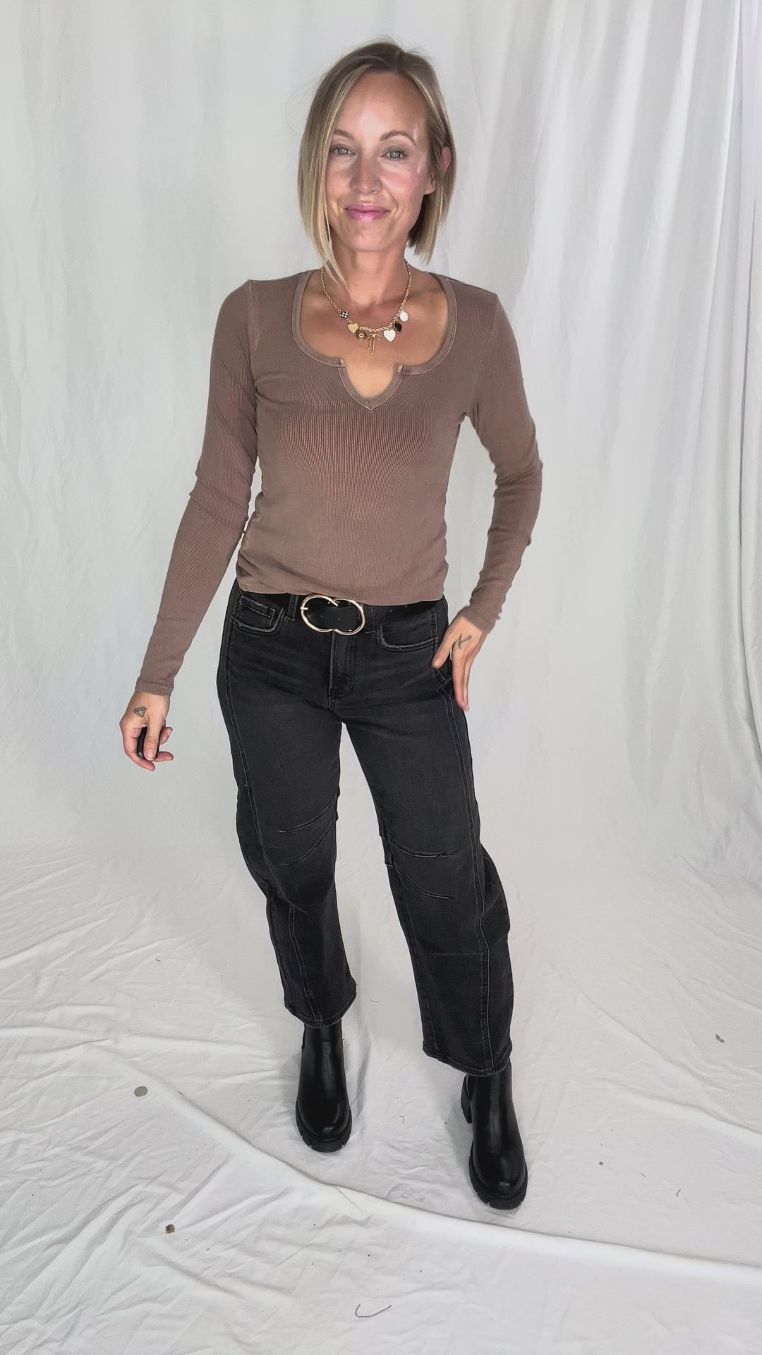 Jennifer Classic Ribbed Basic Long Sleeve- MOCHA