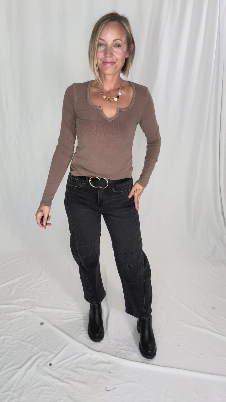 Jennifer Classic Ribbed Basic Long Sleeve- MOCHA