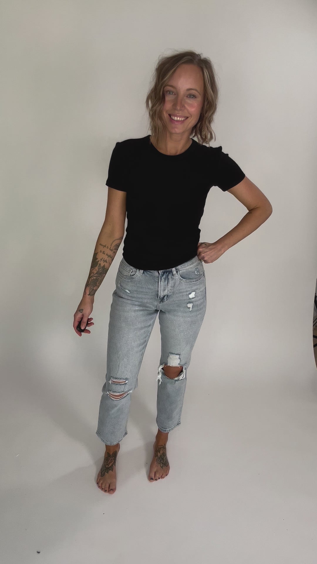 VERVET Flora Ripped Stretch Mom Jean- MEDIUM-FINAL SALE *31*