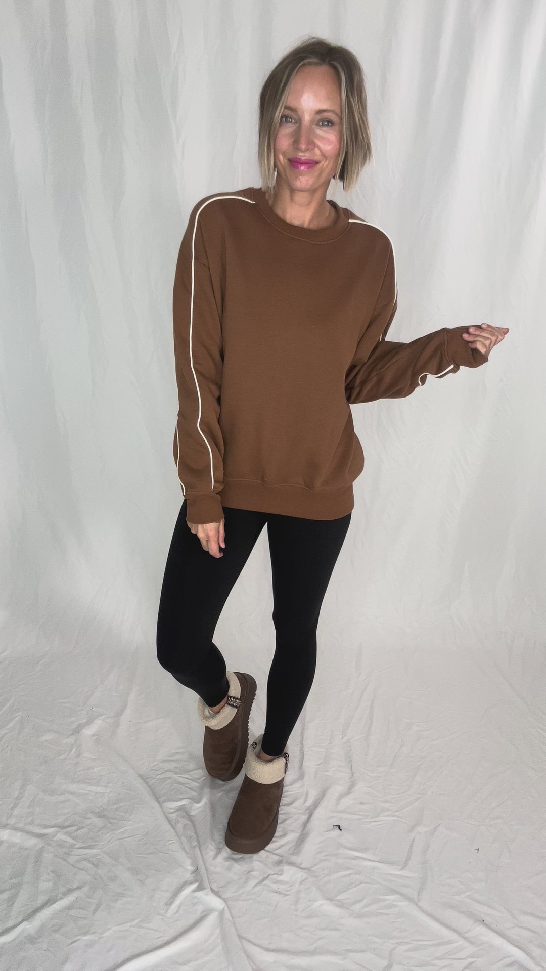 Mono B Kylie Side Stripe Fleece Crewneck- BROWN/IVORY