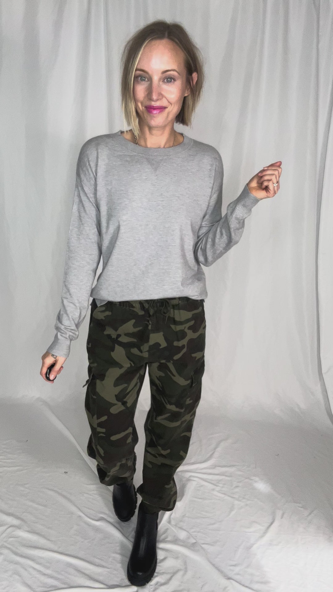 Nina Crew Neck Sweater- HTHR GREY
