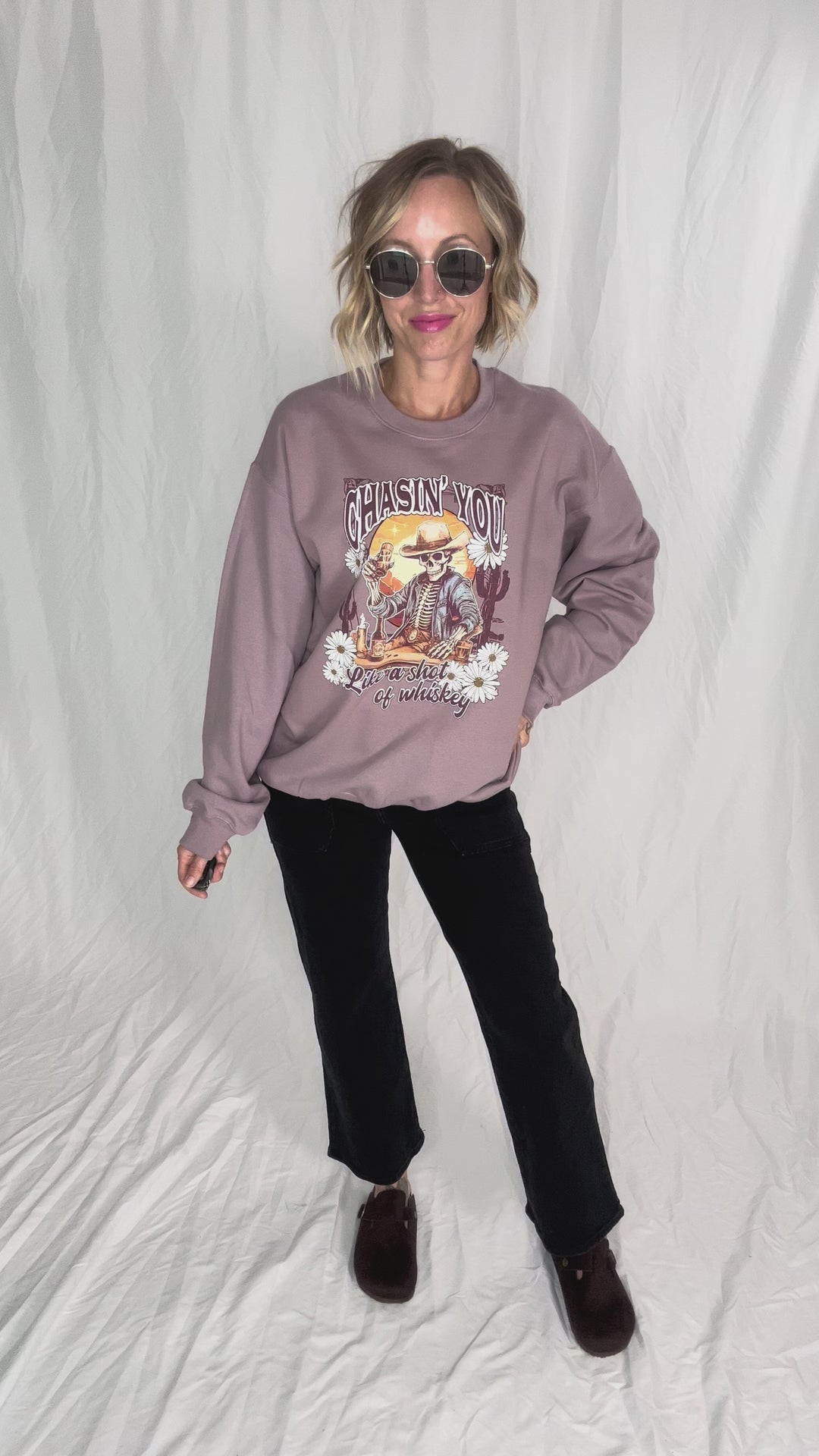 Chasin' You Graphic Crewneck- VINTAGE MAUVE