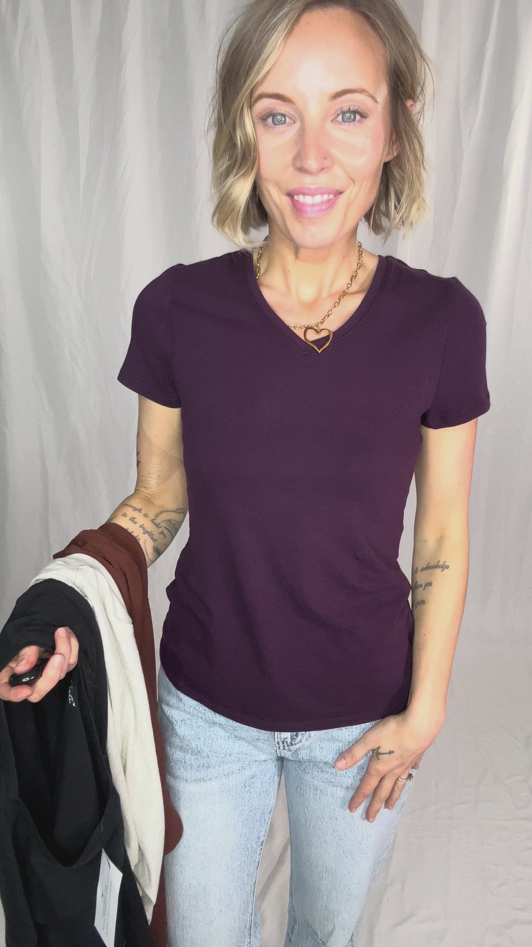 Alder Stretch Cotton V-Neck Tee- BLACK