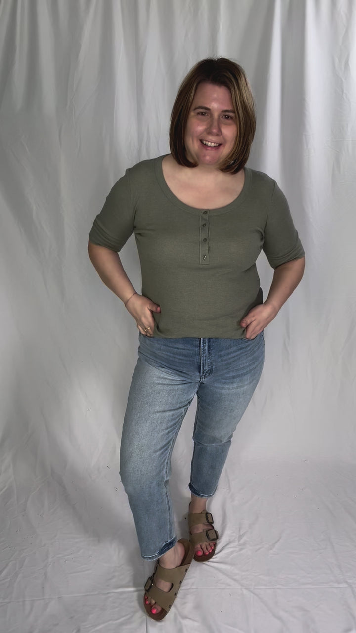 Melissa Ribbed 1/2 Sleeve Henley Top- OLIVE
