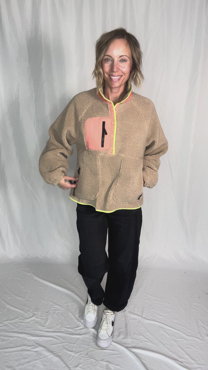 Jenna Fleece 1/2 Snap Pullover- DESSERT SAND