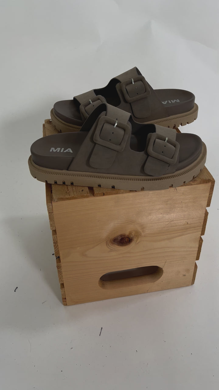 MIA Oaklyn Sandal- TAUPE-FINAL SALE