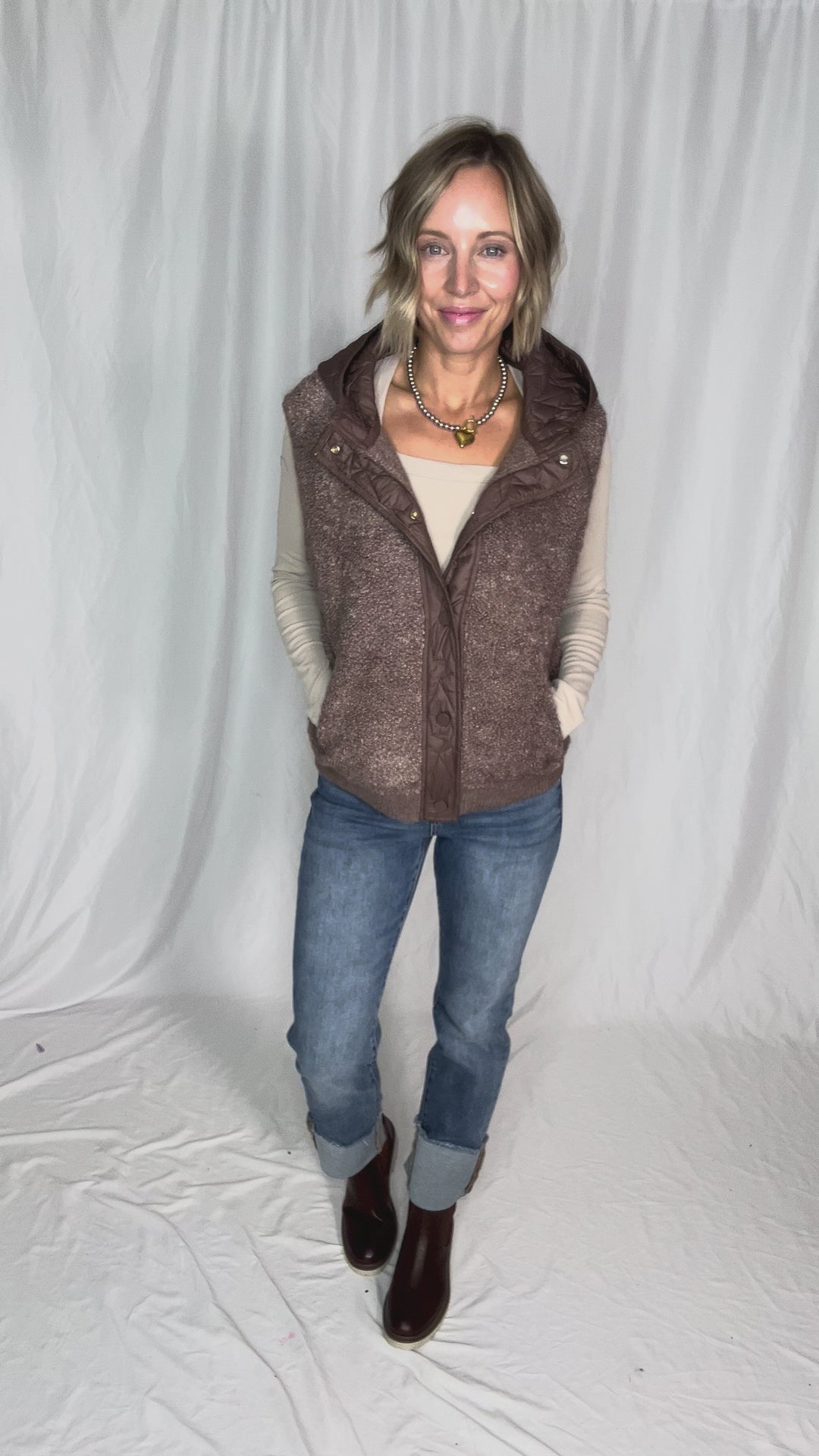 Clouden Button Down Sherpa Fleece Quilted Hooded Vest- MOCHA