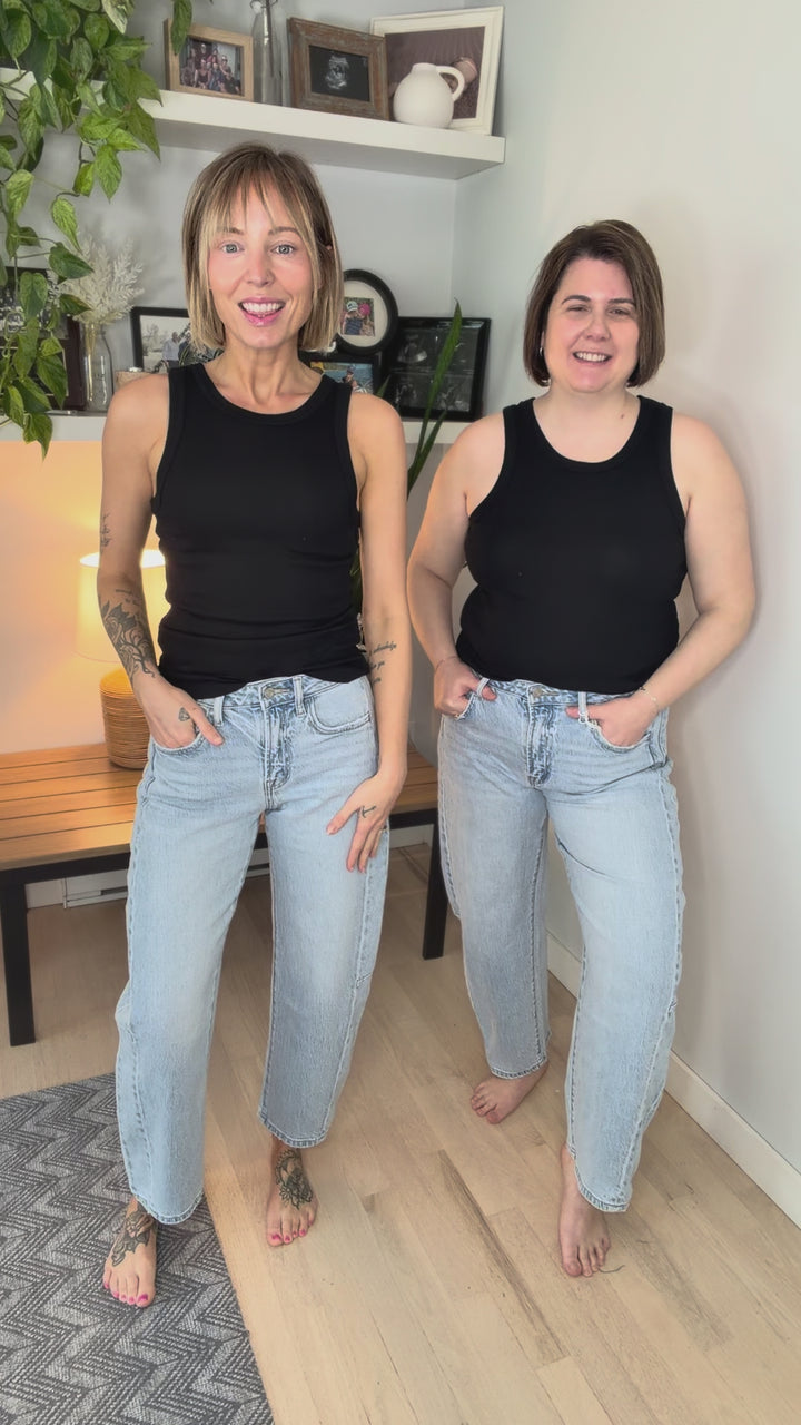 Vervet Daranne High Rise Barrel Jeans- LIGHT WASH