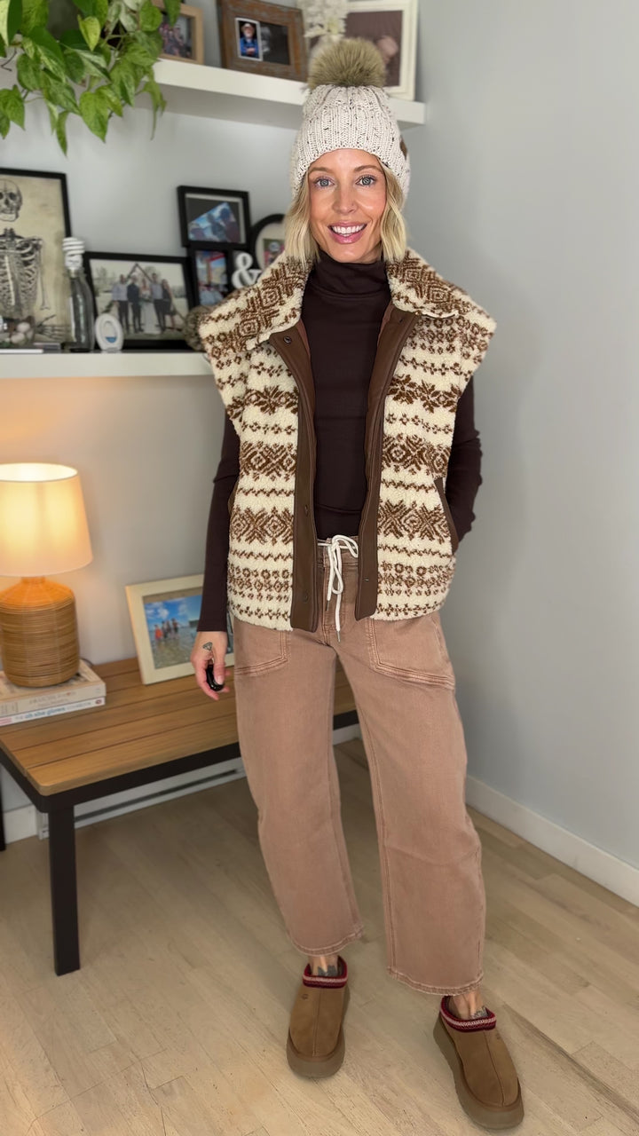 Celeste Oversized Sherpa Button Down Vest- CAMEL
