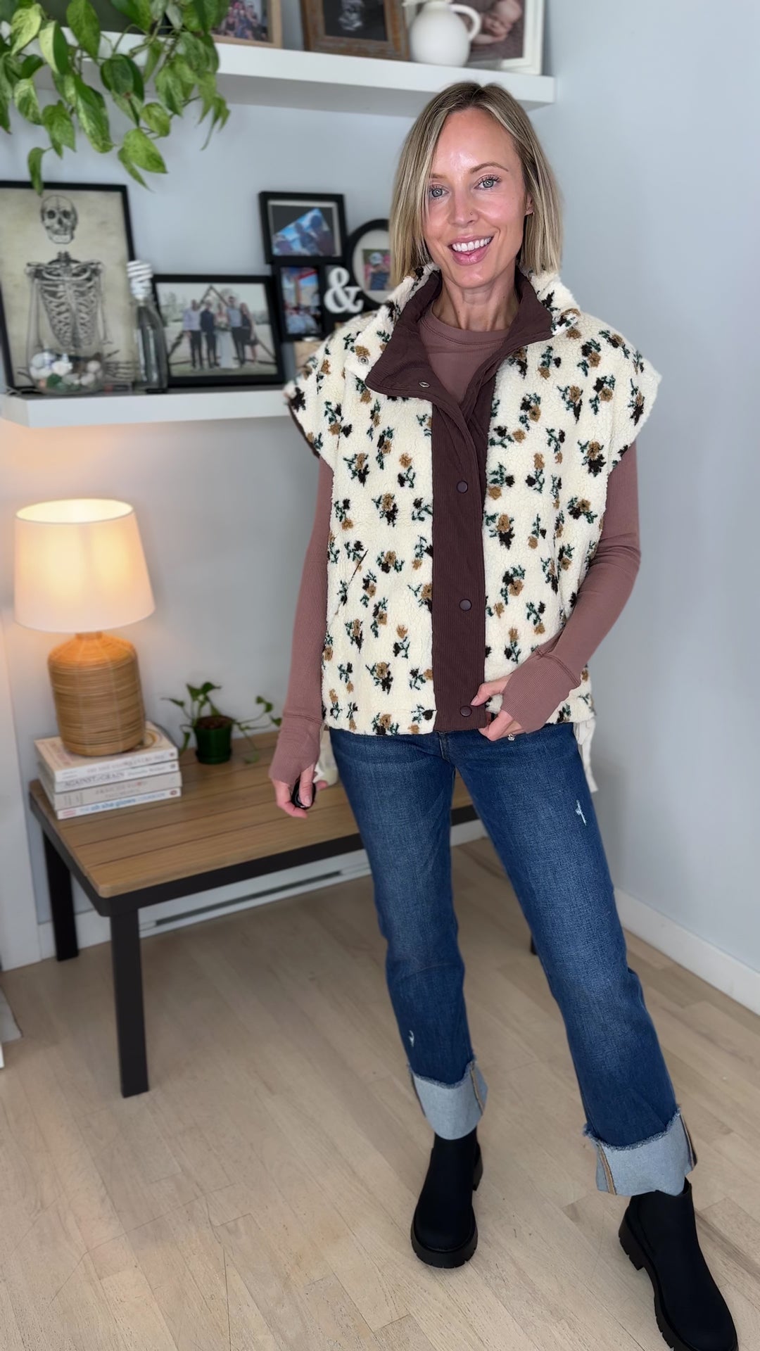 Nuzzle Floral Sherpa Vest- BROWN