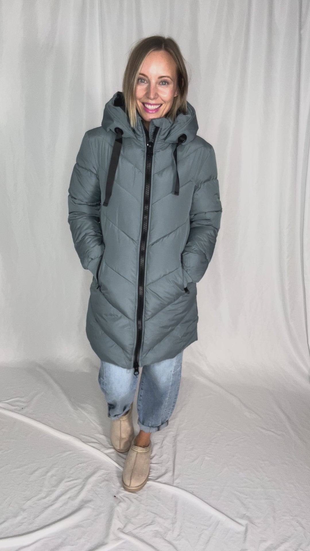 ONLY Skylar Hooded Puffer Jacket- STORMY WEATHER
