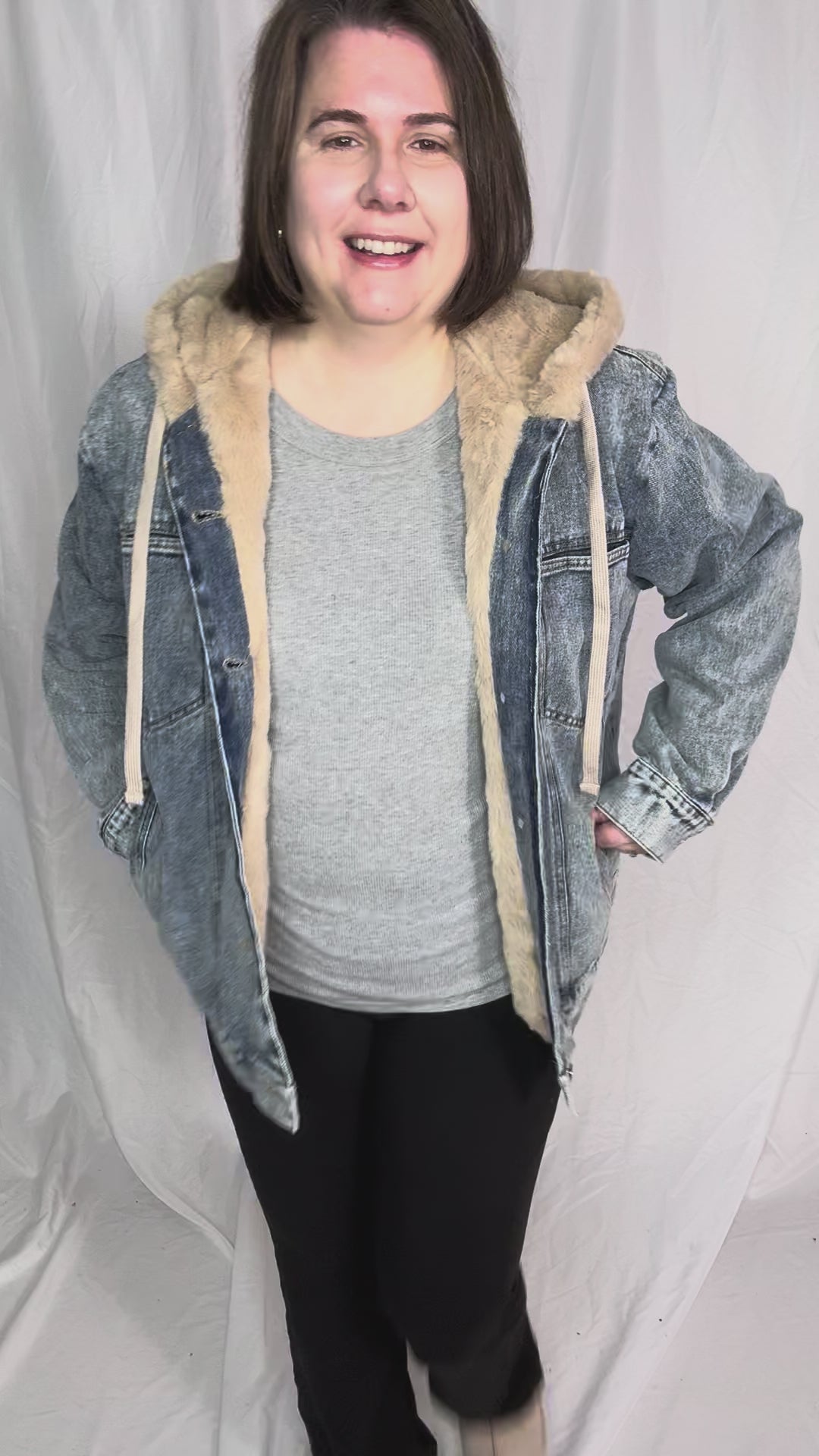 Vail Faux Fur Hooded Denim Jacket- LIGHT WASH