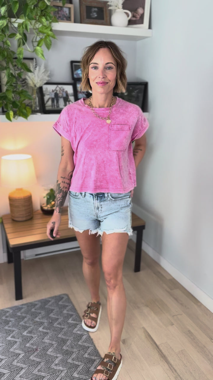 Iri Washed Pocket Tee- HOT PINK
