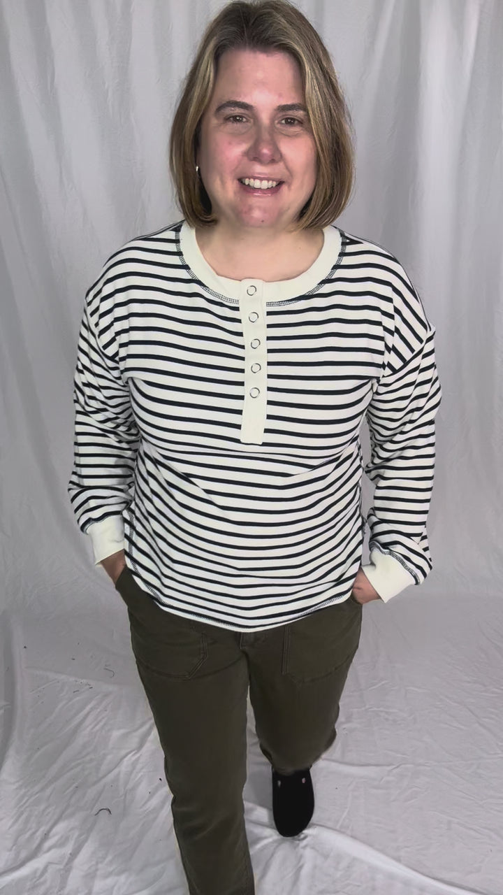 Vega Stripe Button Henley- NAVY
