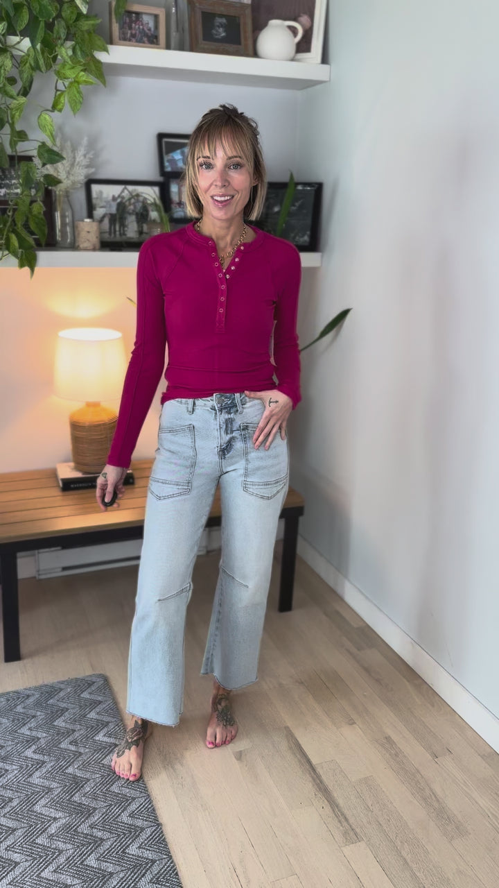 Vervet Bria High Rise Barrel Jeans- LIGHT WASH