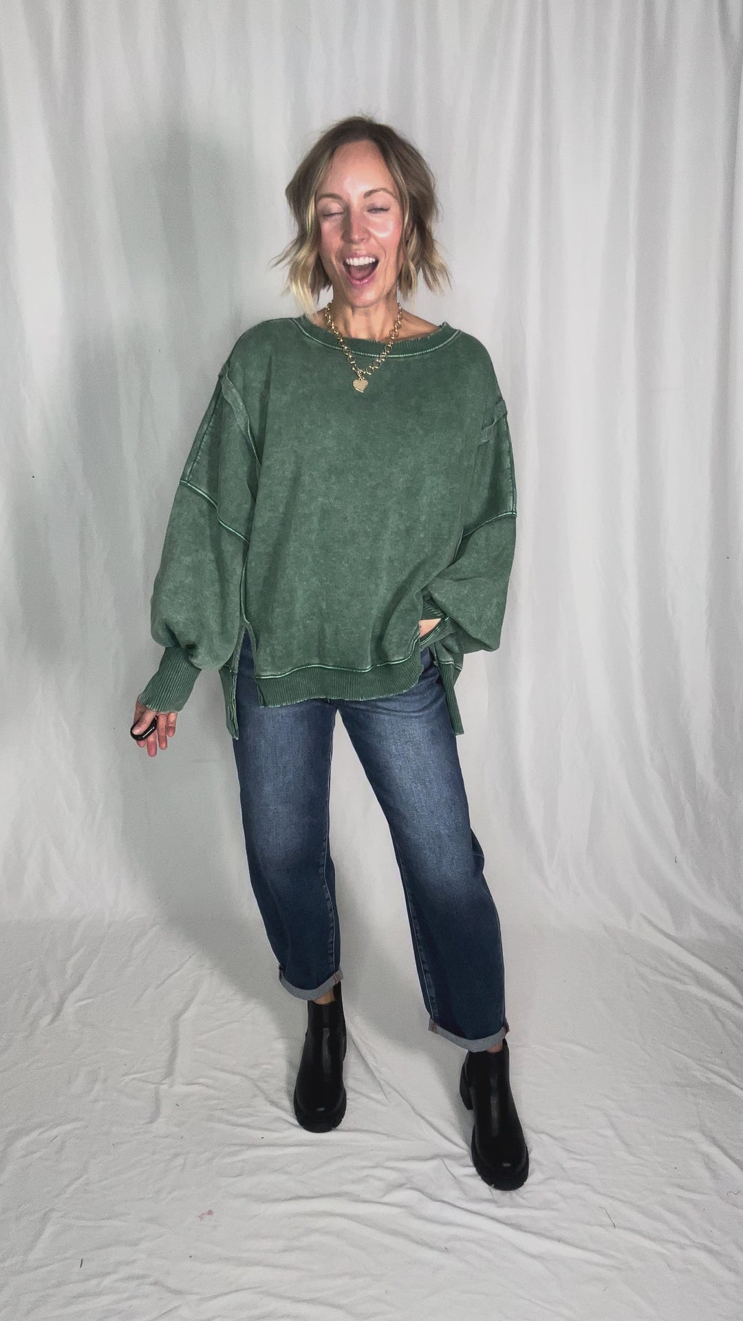 Mellow Acid Wash Fleece Sweatshirt- DARK GREEN