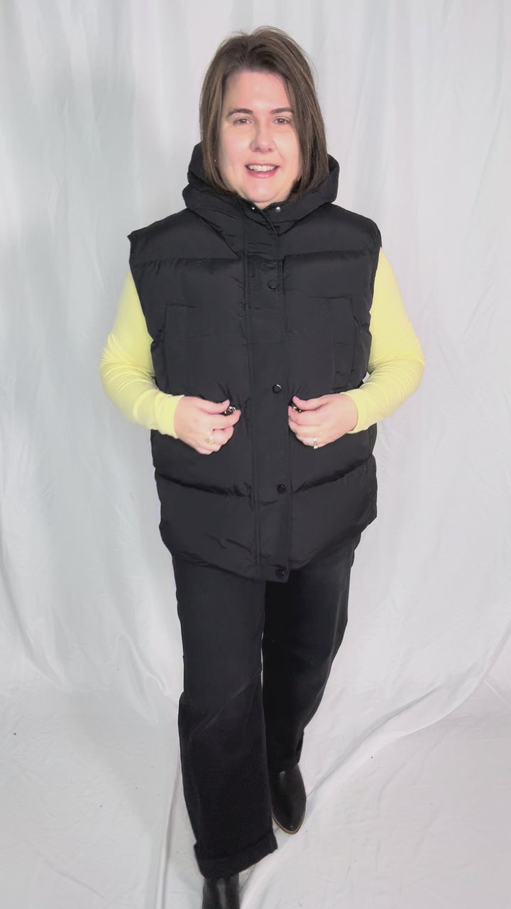 Canyon Hooded Puffer Vest- BLACK