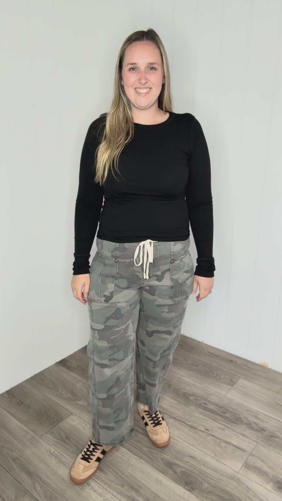 Risen Knitty Slouchy Barrel jeans- CAMO