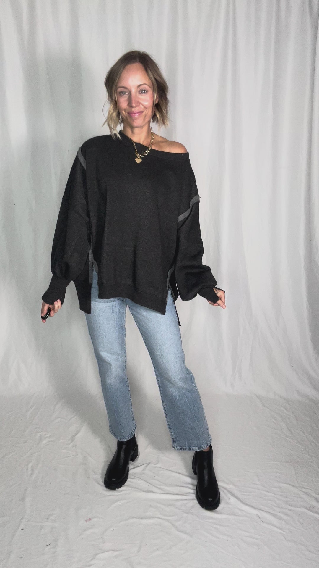 Mellow Acid Wash Fleece Sweatshirt- BLACK