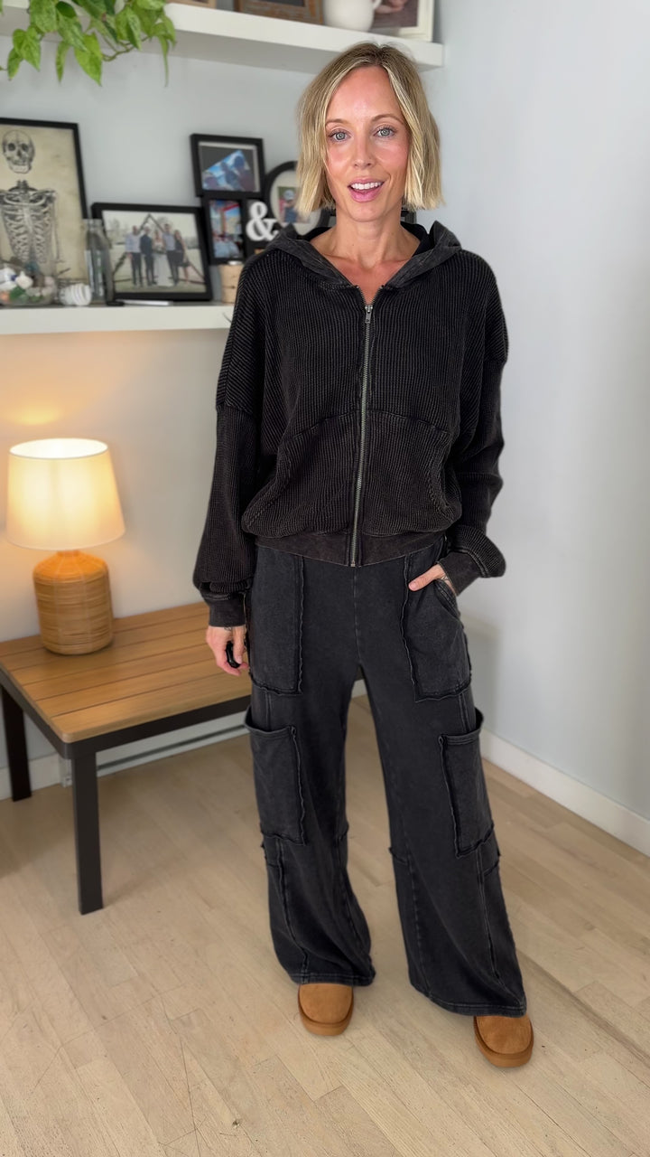 Holt Washed Wide Leg Sweat Pant- BLACK