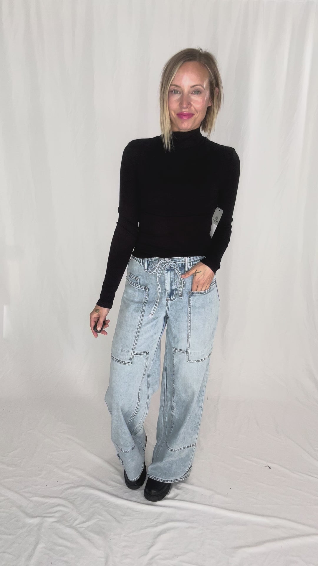 BLAKELEY Jovie Tie Waist Wide Leg Jean- LIGHT WASH