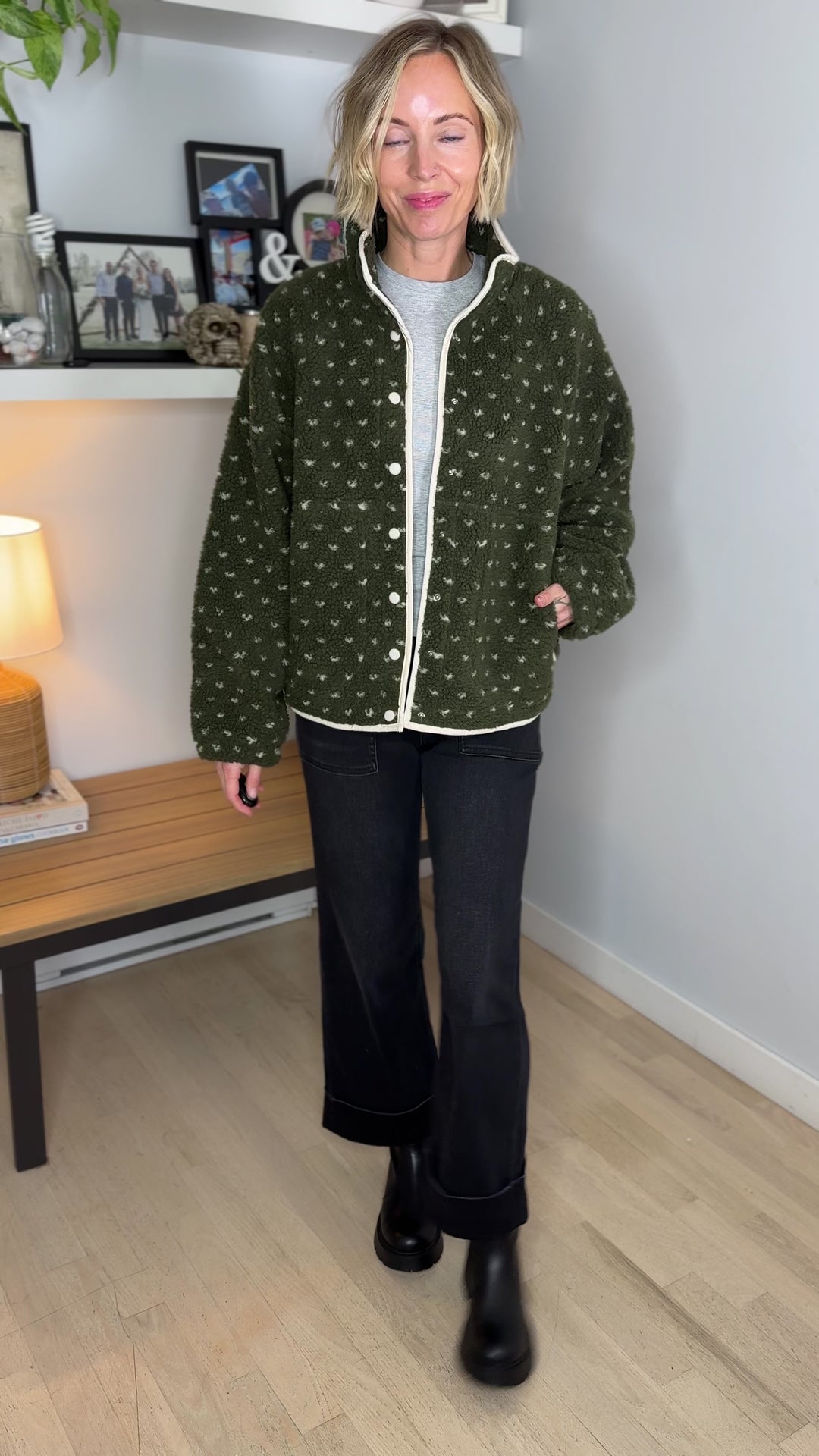 Tia Fleece Jacket- OLIVE/TAUPE