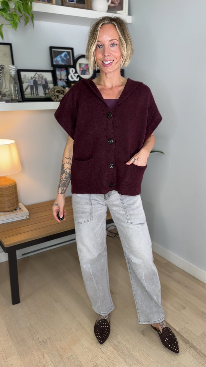 Oura Short Sleeve Button Down Hoodie Cardigan- BURGUNDY