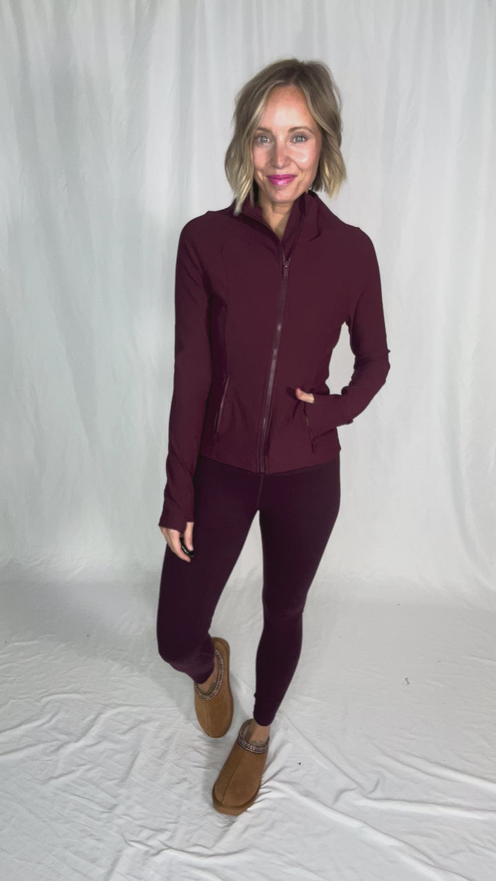 Aero Stretch Ribbed Jacket- WINE